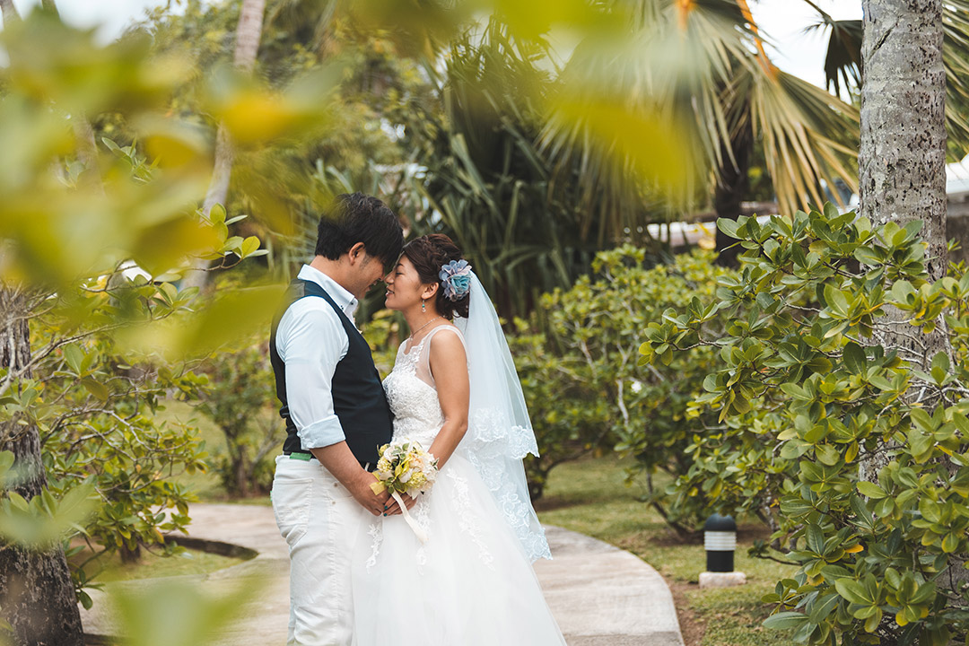 Photographe de mariage à Bora Bora - Couple de mariés japonais